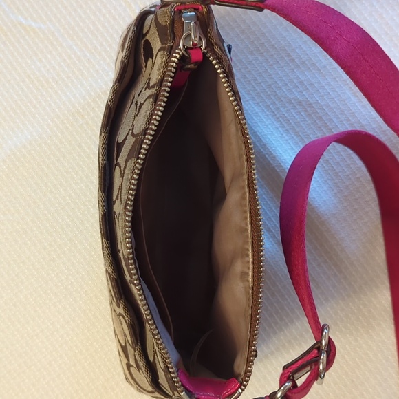 Coach Cross-Body & Matching Wristlet/Wallet - Picture 3 of 6